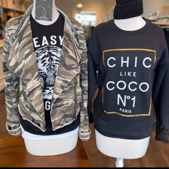 Last one! NWT "EASY TIGER" Graphic Black T-Shirt - Picture 2 of 2